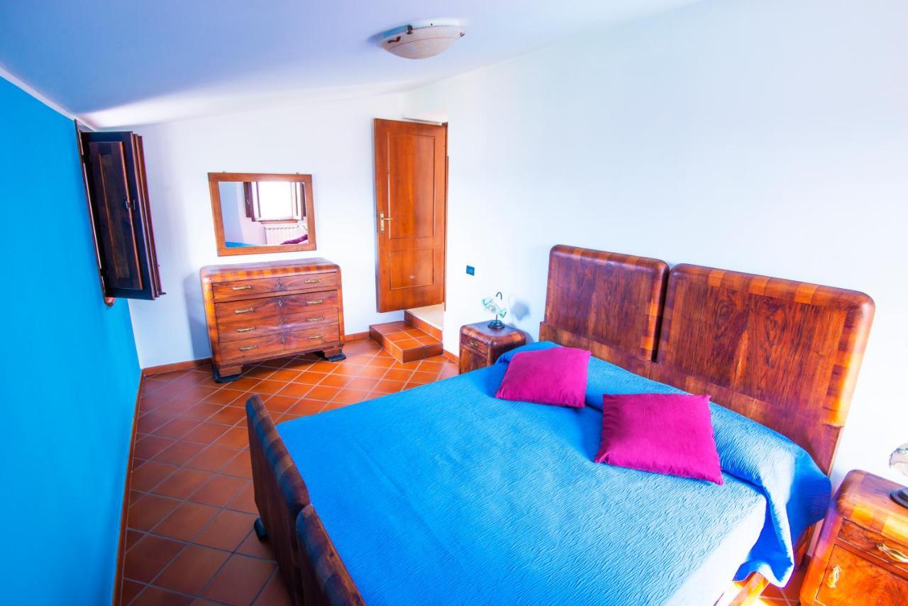 Torre Caetana Bed & Breakfast Minturno Bagian luar foto